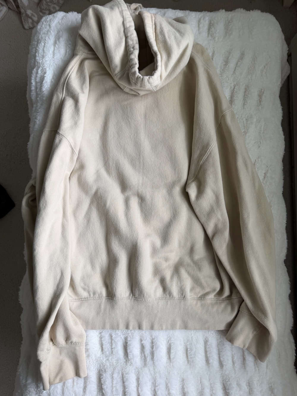 Happy Daze Cream Hoodie with Yellow Smiley Graphic Size XL - Picture 3 of 4